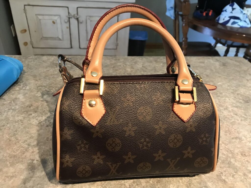 Knock Off Louis Vuitton