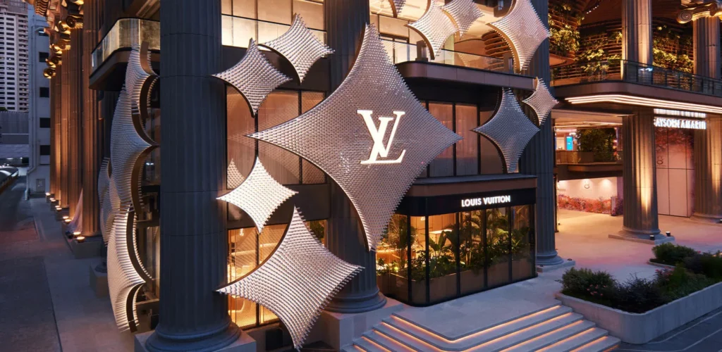 Louis Vuitton Cafes